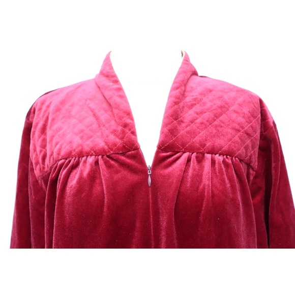 Dior Red Velvet Robe - Picture 5 of 10